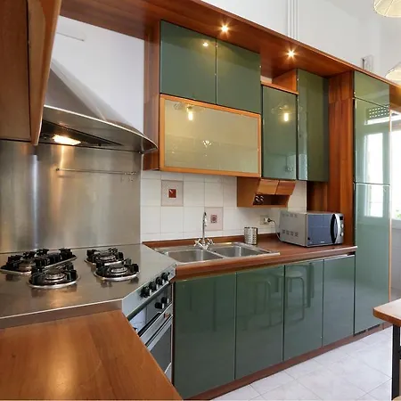 Vespri Siciliani Halldis Apartment Řím