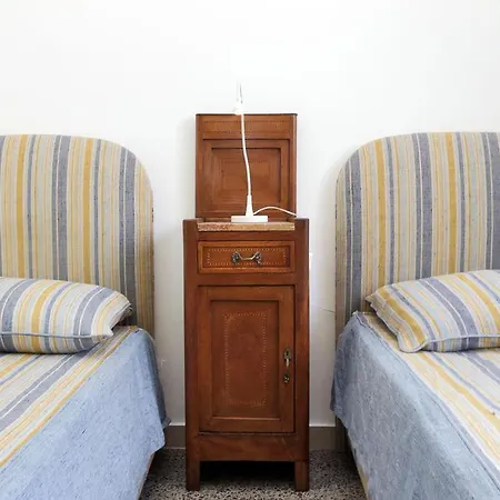 Vespri Siciliani Halldis Apartment * Rom